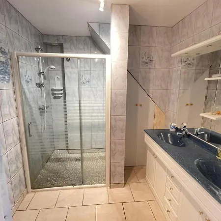 Casa de hóspedes Eugene & Eugenie - Maison Familiale - Proche Gare Les Sables-dʼOlonne