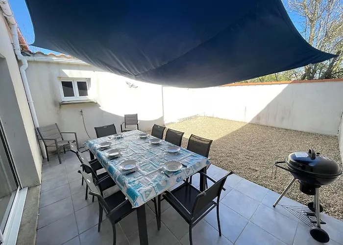 Eugene & Eugenie - Maison Familiale - Proche Gare Casa de hóspedes 4*